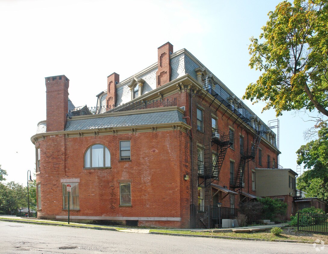 homes in poughkeepsie ny