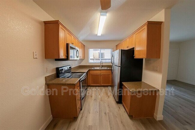 Building Photo - 6750 Beadnell Way