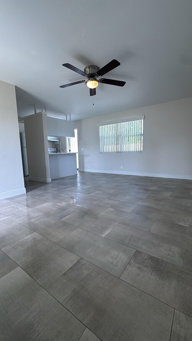 Foto del edificio - 309 Malverne Rd