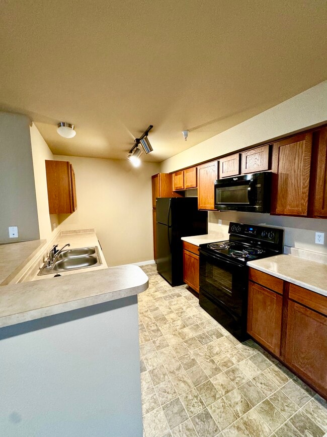 Kitchen - Winter Heights Apartments