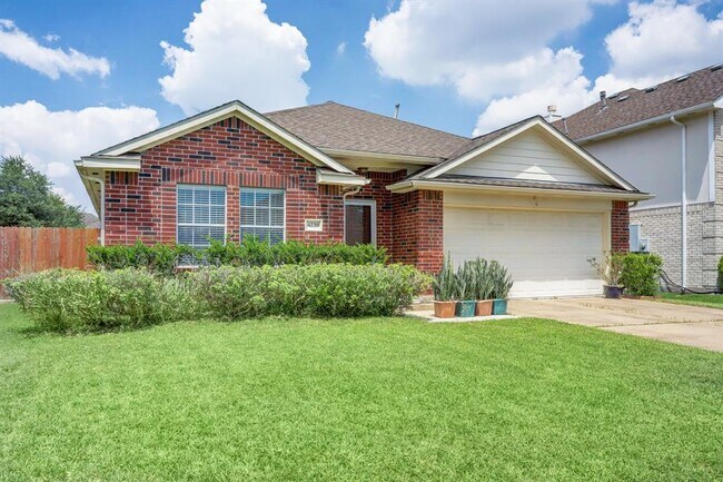 Building Photo - 4239 Park Ridge Dr