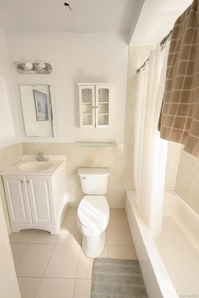 Foto del edificio - 155-67 116th Ave