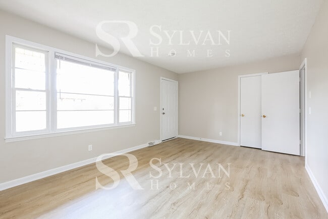 Building Photo - 413 Boling Rd