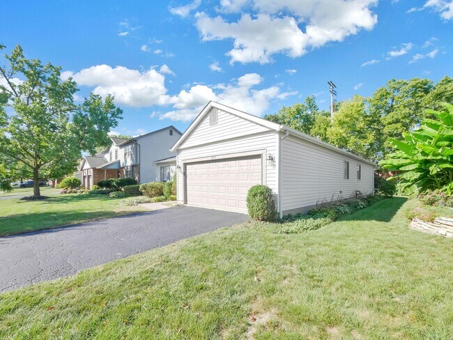 Foto del edificio - 5715 Longford Dr