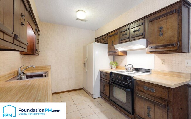 Foto del edificio - 4377 Springwind Rd
