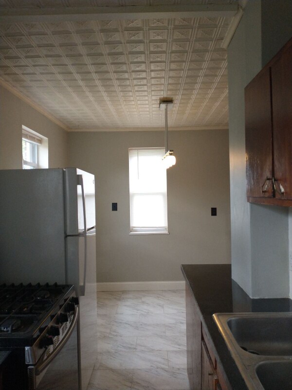 Building Photo - 1013 Haverhill Rd