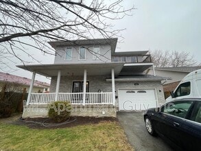 Building Photo - 1974 Portage Rd