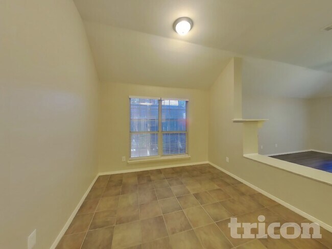 Foto del edificio - 834 San Jacinto Dr