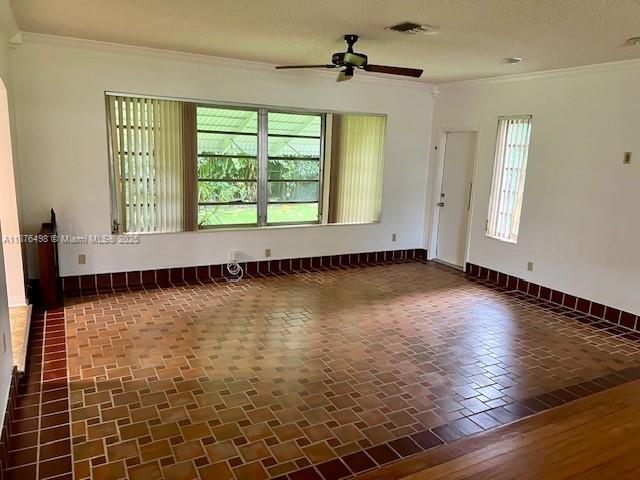 Building Photo - 437 Velarde Ave