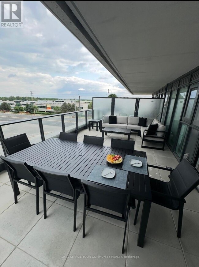 Building Photo - 8960 Jane St