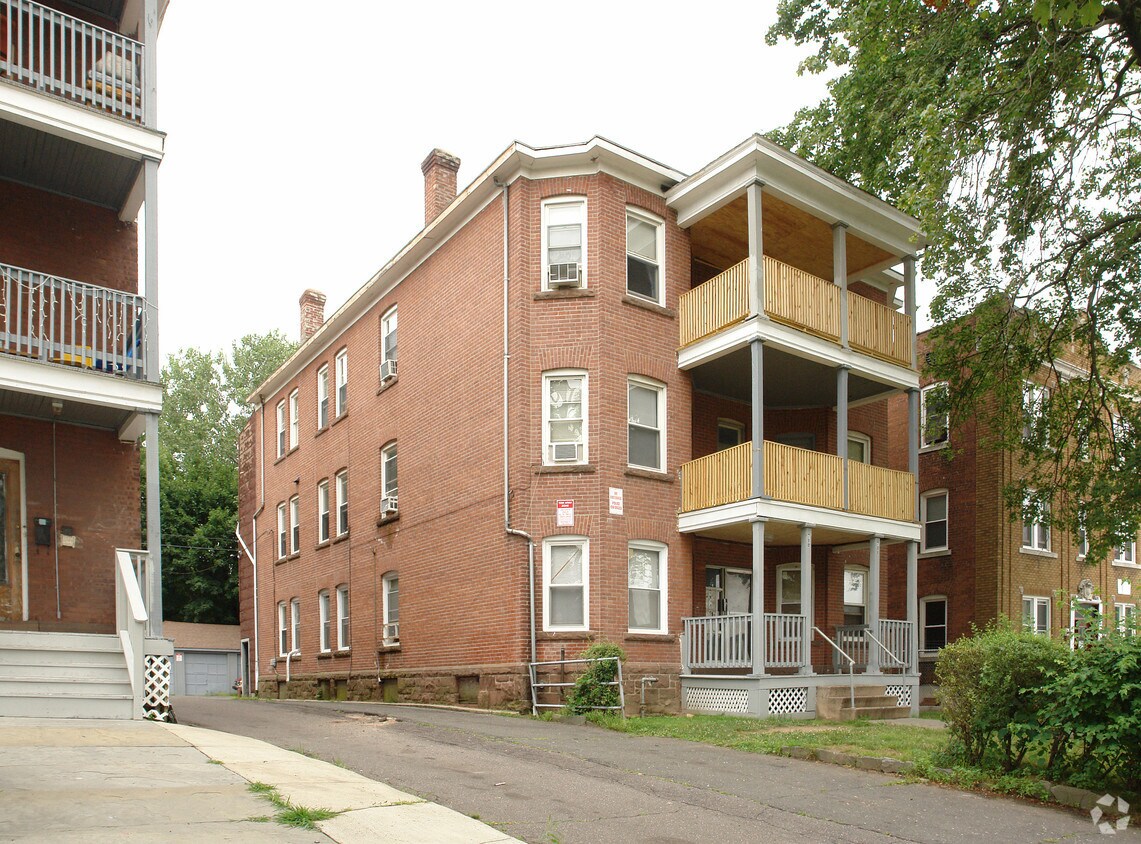 788790 Capitol Ave, Hartford, CT 06106 Apartments in Hartford, CT