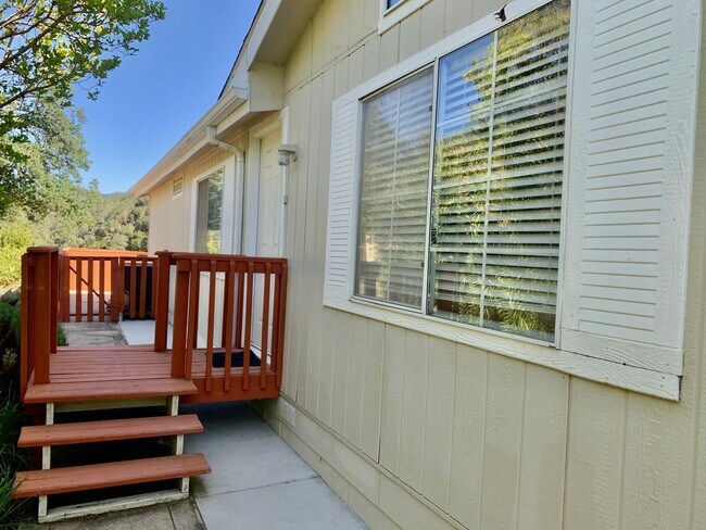 Foto del edificio - BEAUTIFUL HERITAGE 3 BEDROOM 2 BATH HOMEl ...