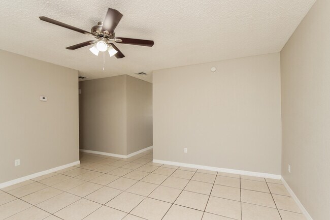 Foto del edificio - 1485 Wakefield Rd SE
