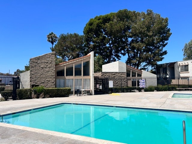 Building Photo - 209 W Channel Islands Blvd
