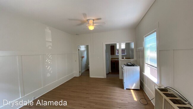 Building Photo - Studio, 1 bath House - 1416 9th Street #A