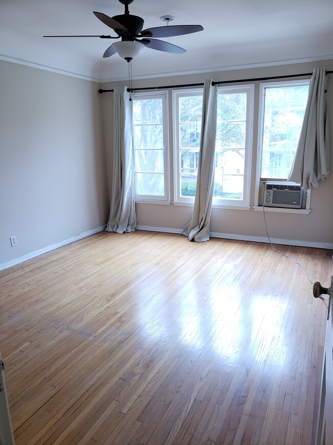 Foto del edificio - 9199 W 3rd St