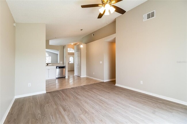 Foto del edificio - 2826 Delcrest Ct