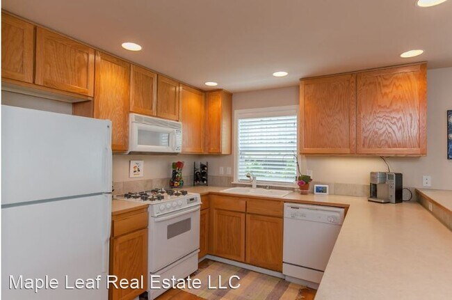 Foto del edificio - 3 br, 2 bath House - 712 N 45th St #A