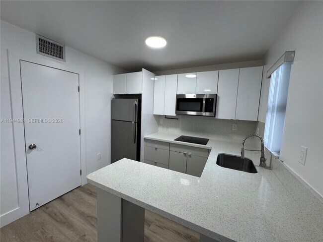 Foto del edificio - 1971 NW 2nd Ct