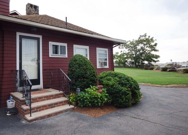 Foto del edificio - 760 Shirley St