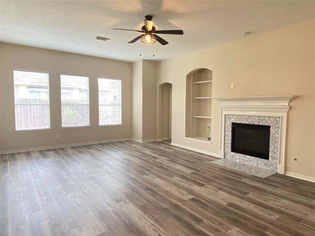 Building Photo - 7505 Misty Lake Ln