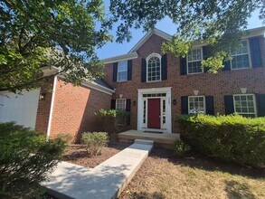 Building Photo - 5207 Linden Dr