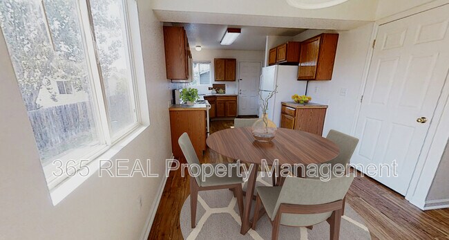 Foto del edificio - 1741 Rowan Lane