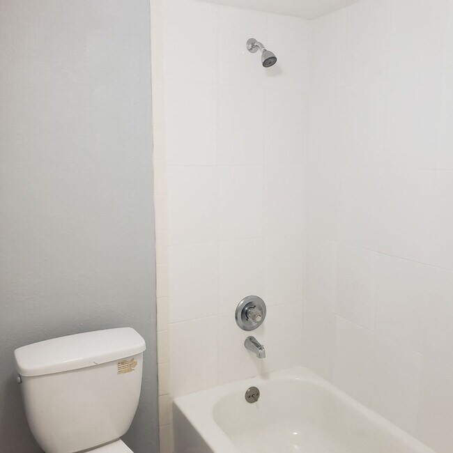 Foto del edificio - Nice upgraded 1bed/1bath condo convenientl...