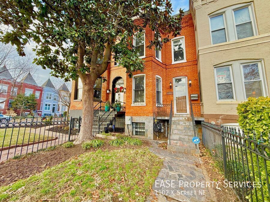 Foto principal - 1102 K St NE