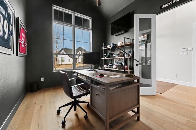 Building Photo - 2591 Bishop Ct