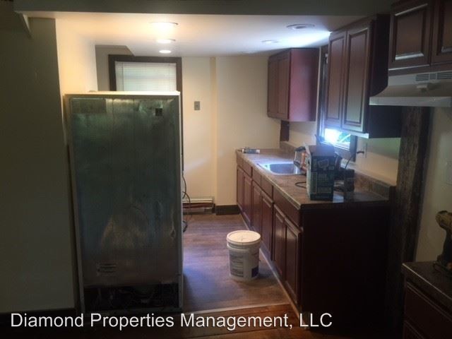 Building Photo - 324 Roosevelt Dr