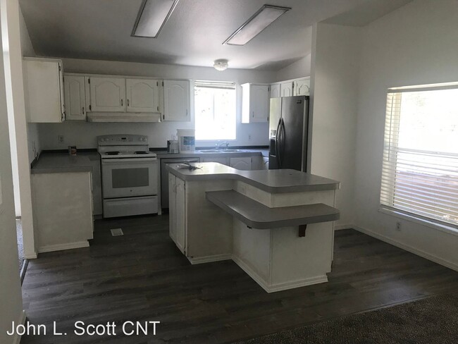 Foto del edificio - 3 br, 2 bath House - 2219 Padrick Rd.