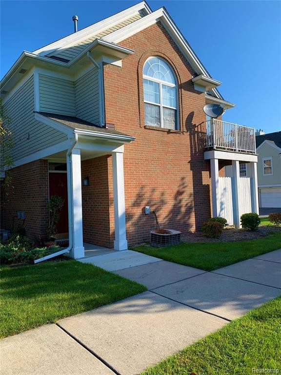 Building Photo - 16816 Glenmoor Blvd