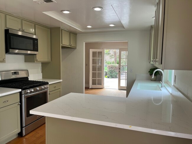 Building Photo - 3505 Santa Clara Way