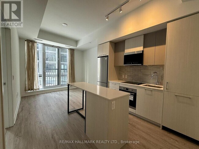 Photo du bâtiment - 30 Dreamers Wy