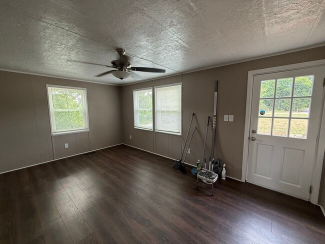 Building Photo - 1509 NC-801