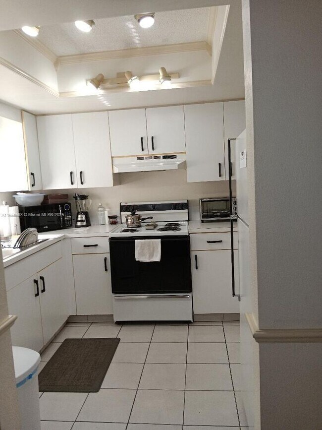 Foto del edificio - 11183 NW 7th St