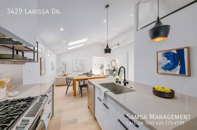 Building Photo - 3429 Larissa Dr