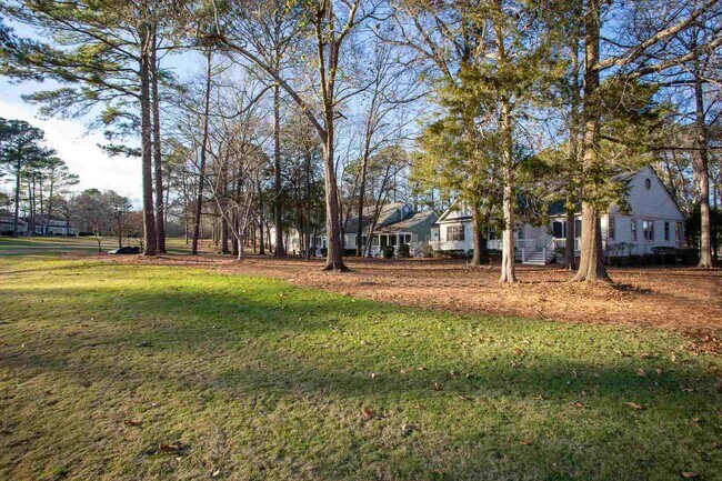Building Photo - 248 Beech Haven Ln