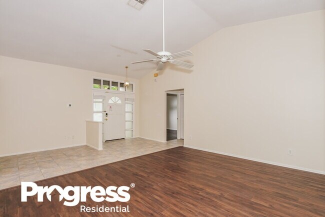 Building Photo - 830 E Charing Cross Cir