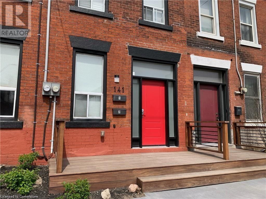 Photo principale - 141 Wellington St N