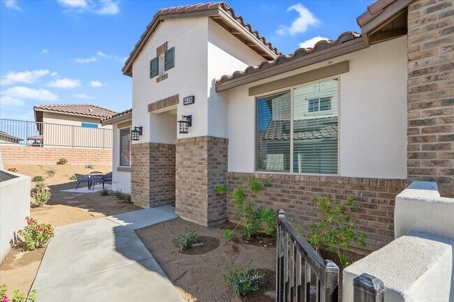 Building Photo - 80238 Whisper Rock Way