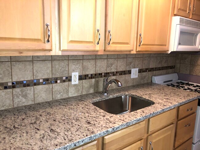 Foto del edificio - 124 Biruta St