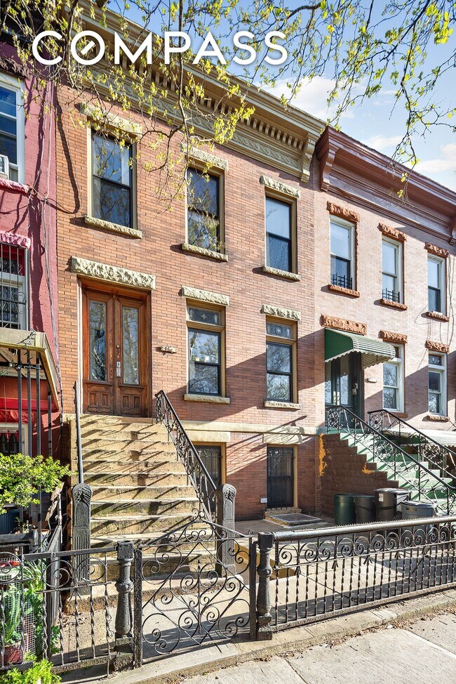464 Marion St, Brooklyn, NY 11233 Townhome Rentals in Brooklyn NY