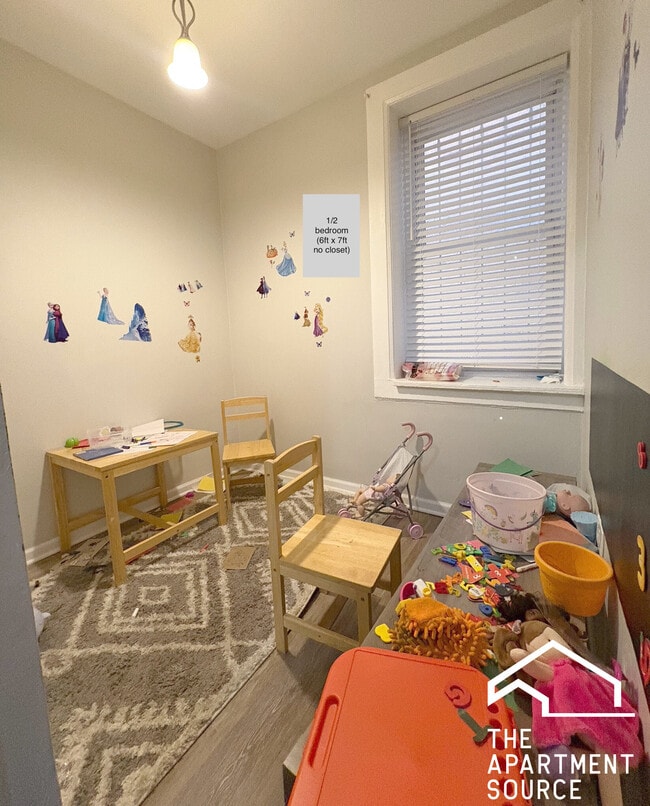 Foto del edificio - 2652 W 21st Pl