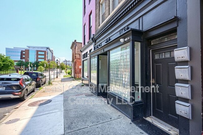 Building Photo - 1017 W Baltimore St