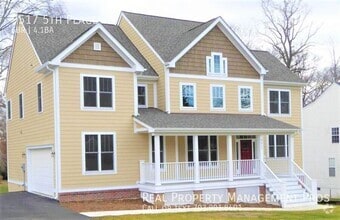 Building Photo - 9517 5th Pl