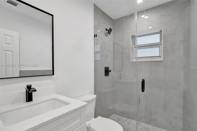 Foto del edificio - 922 NW 4th Ave