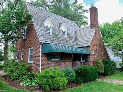 Primary Photo - 1015 Wales Rd NE