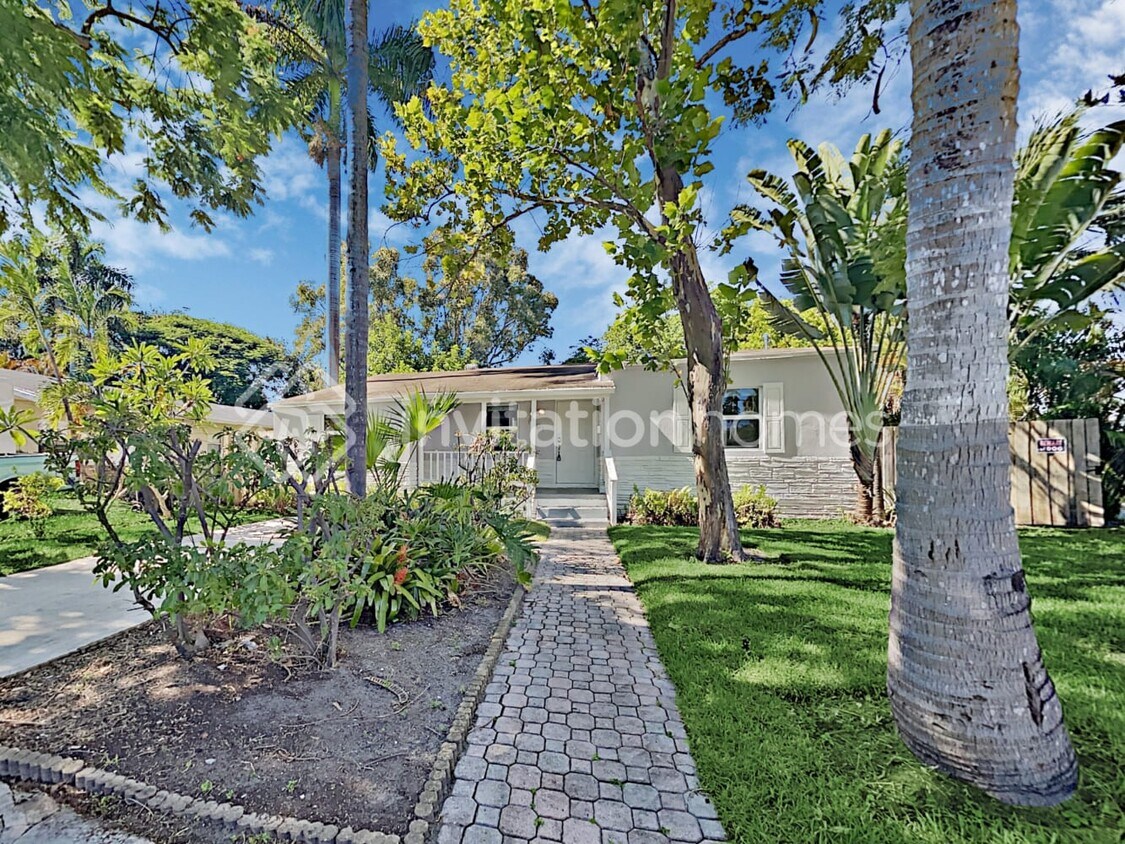 Primary Photo - 1401 SW 1st St